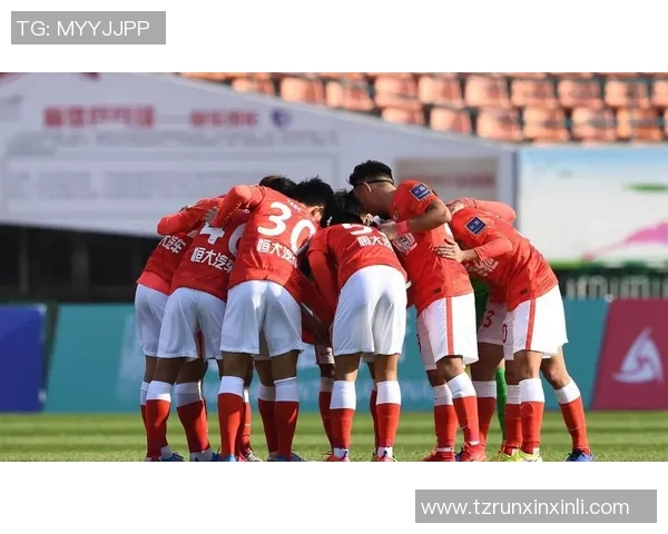 回顾昔日辉煌香港足球明星队传奇阵容全解析